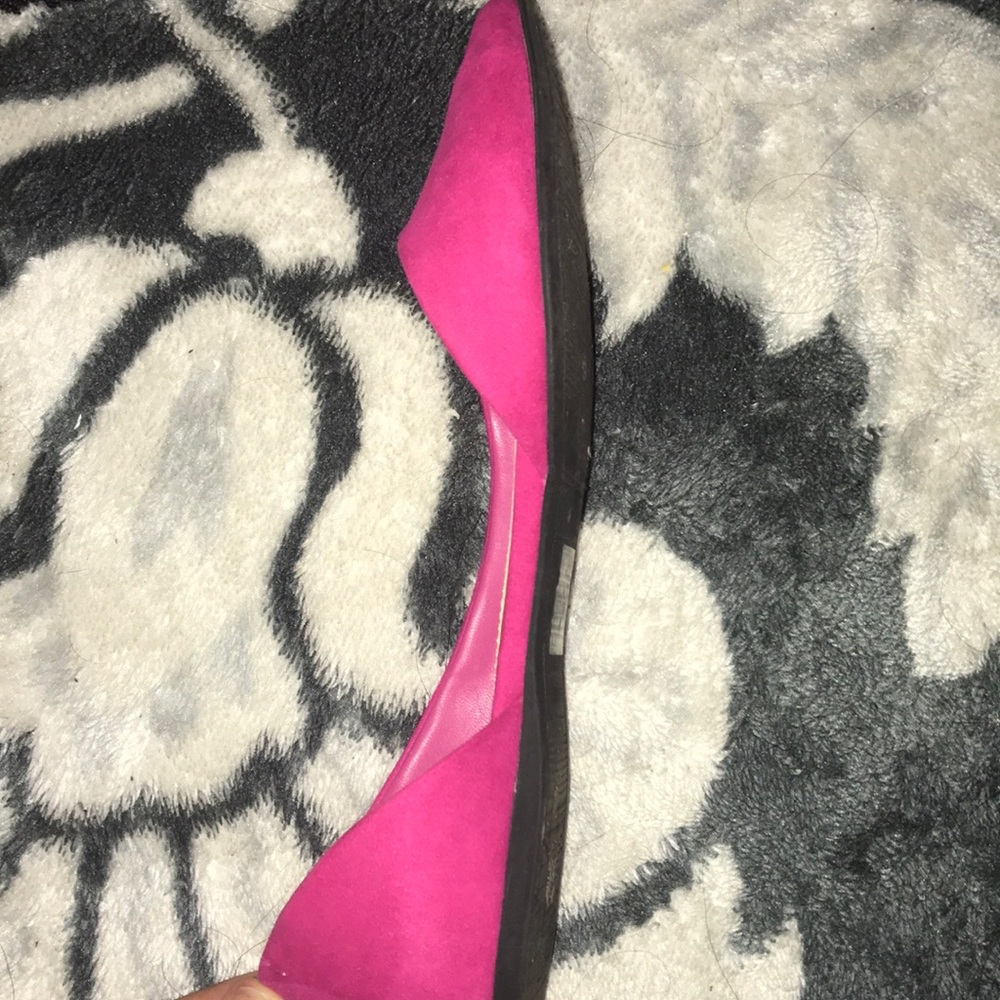 Shoes - Picture 2 of 2